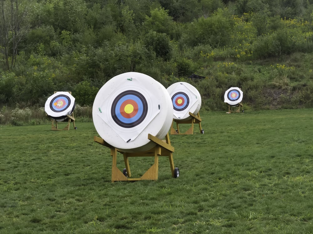 archery as one of the best sports options for home schooled kids